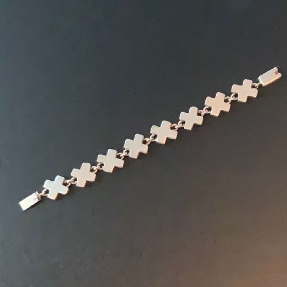 Vintage Sterling Silver X Bracelet EUC - Picture 2 of 8